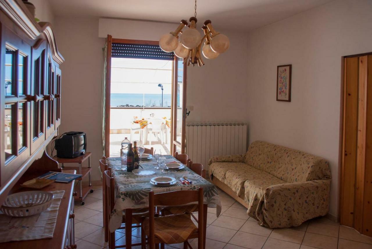 Appartamento Di Antonio Fronte Mare Montesilvano Marina المظهر الخارجي الصورة